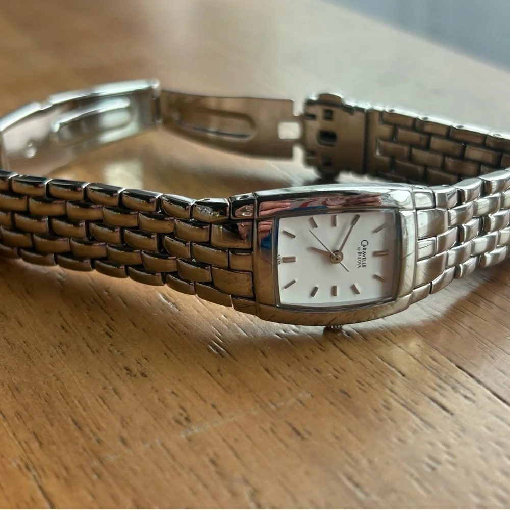 LADIES VINTAGE BULOVA CARAVELLE STAINLESS STEEL WRISTWATCH, size 6.5 - Picture 4 of 7